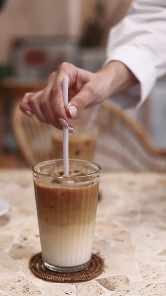 An iced latte clip with the hook “Iced latte, made pretty”.